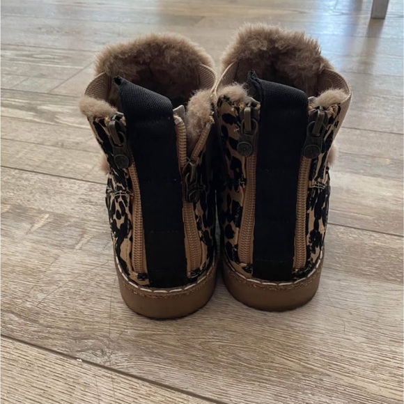 Blowfish Leopard Print Women's Boots Sz 8.5 - Picture 3 of 4